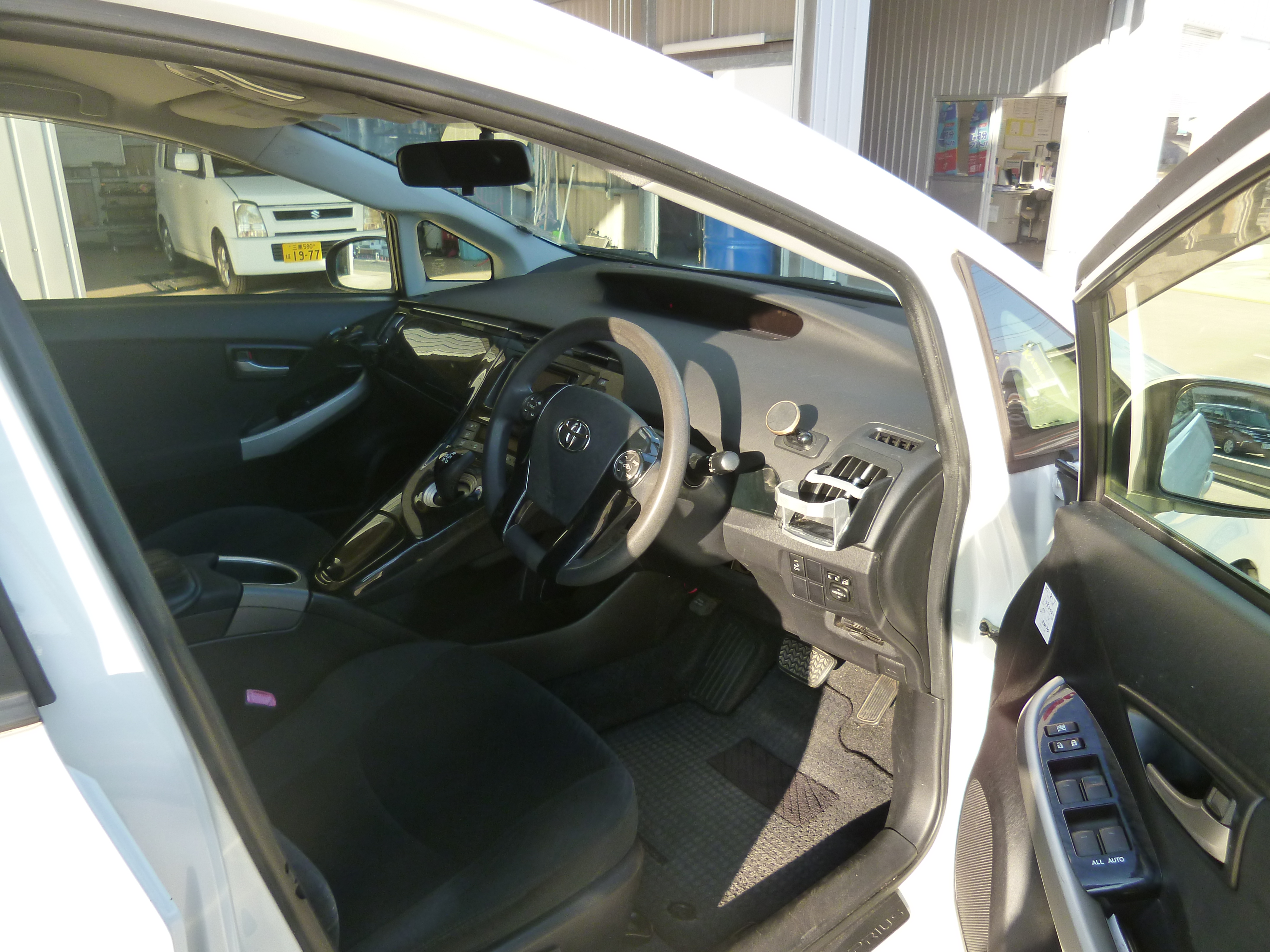 プリウス 運転席