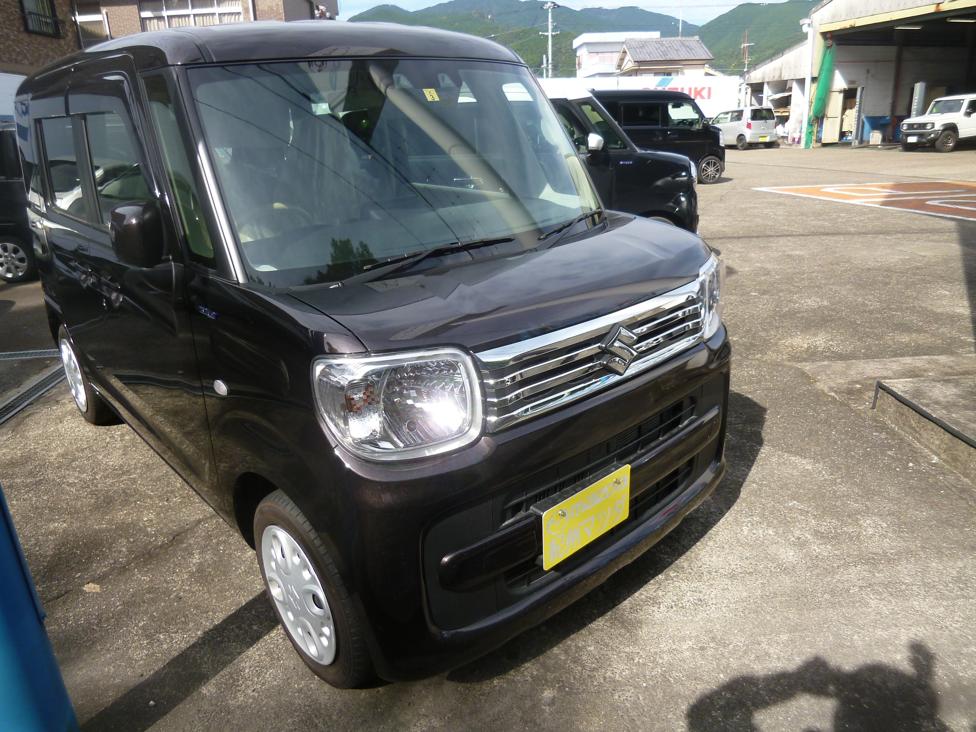 スペーシア 斜め前